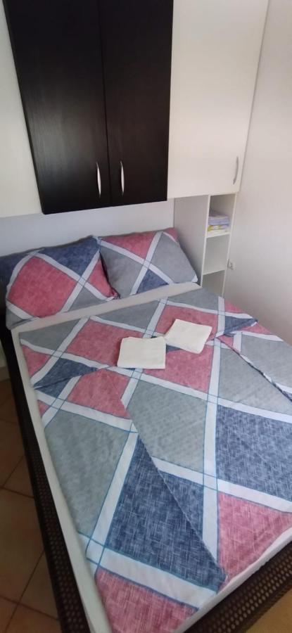 Apartments Natasa ヴィル エクステリア 写真