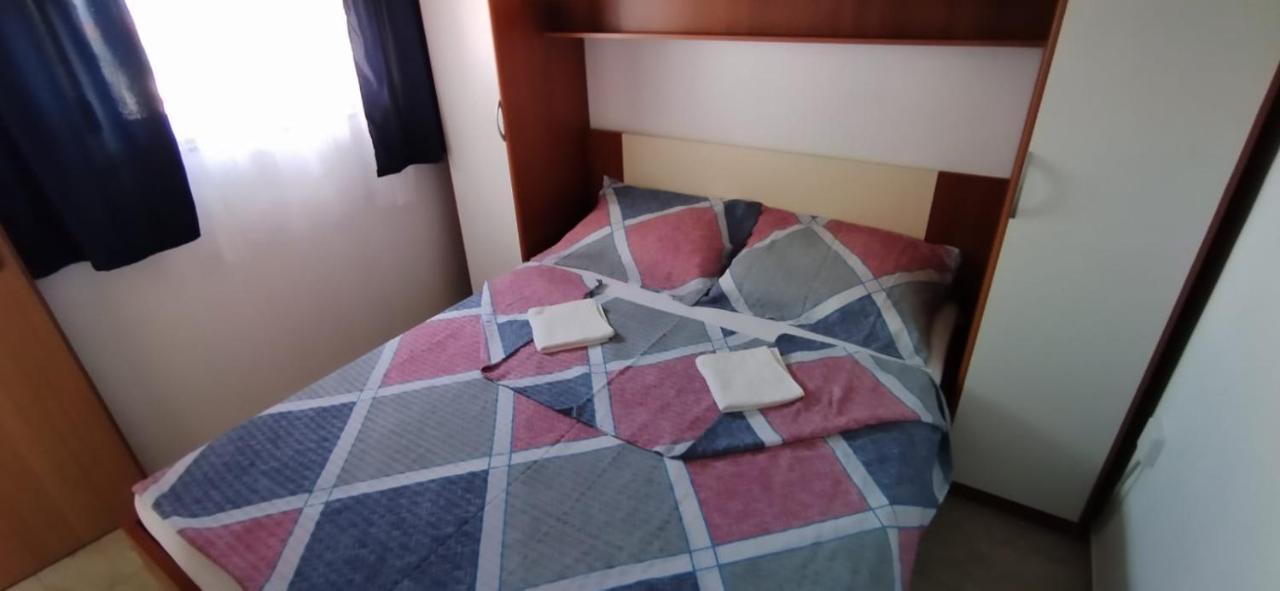 Apartments Natasa ヴィル エクステリア 写真