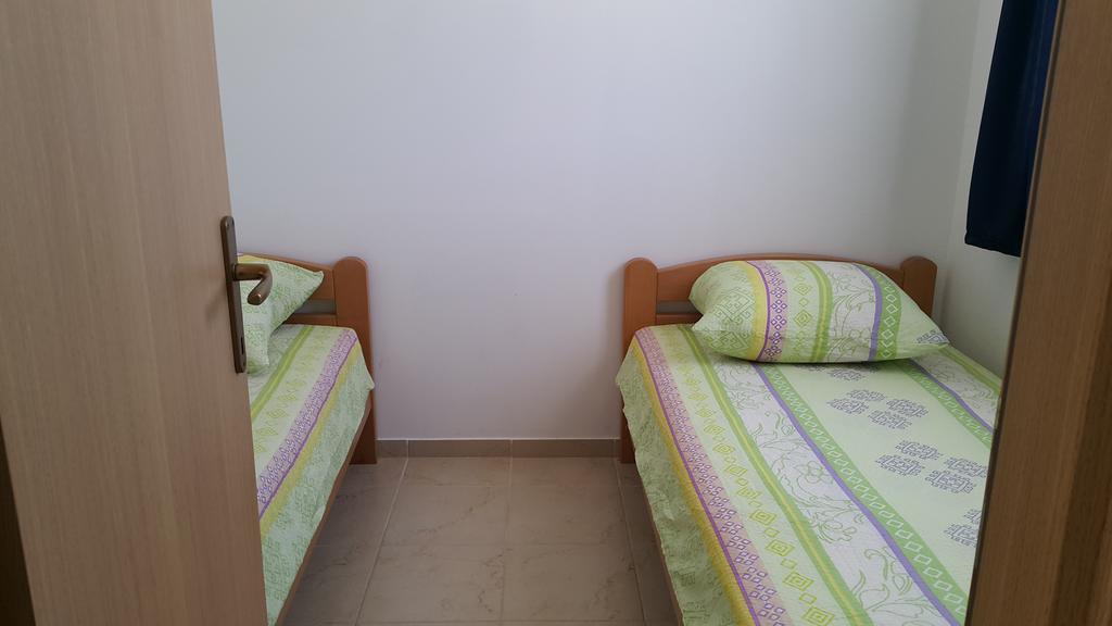 Apartments Natasa ヴィル エクステリア 写真